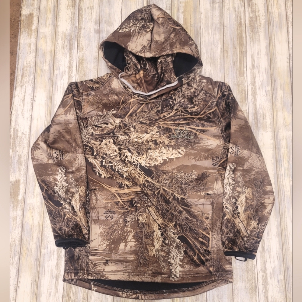 Boys size 8 RealTree Hoodie with face gator like new